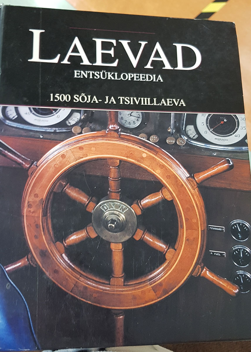 Noore merekaru tekk lapselapsele