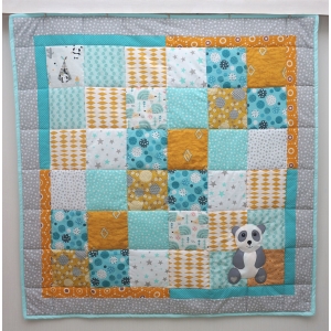 2407 Baby quilt 02 Panda.jpg